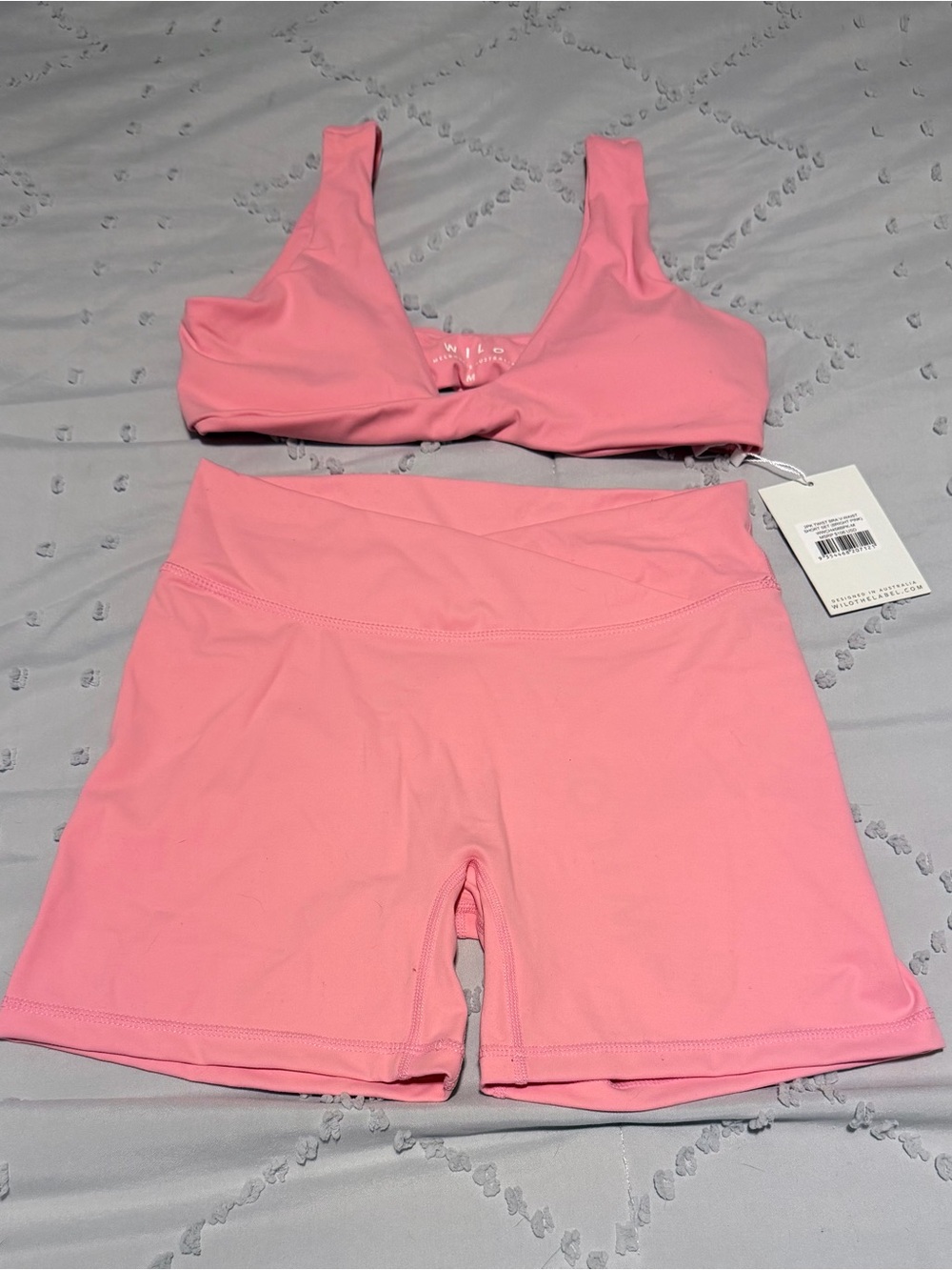 WILO The Label NWT Twist Bra & V-Waist Crossover Short Set Bright Pink - Medium